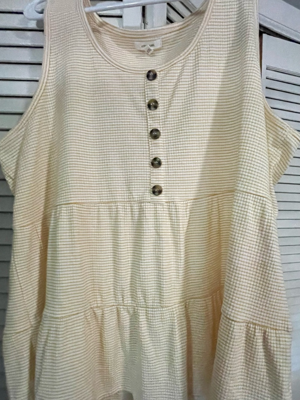 Maurices Sleeveless Tops Bundle – Size XXL – 5 Pieces - Picture 4 of 13
